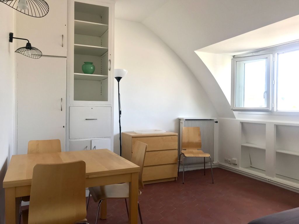 appartement 2 pièces en location sur PARIS (75007)